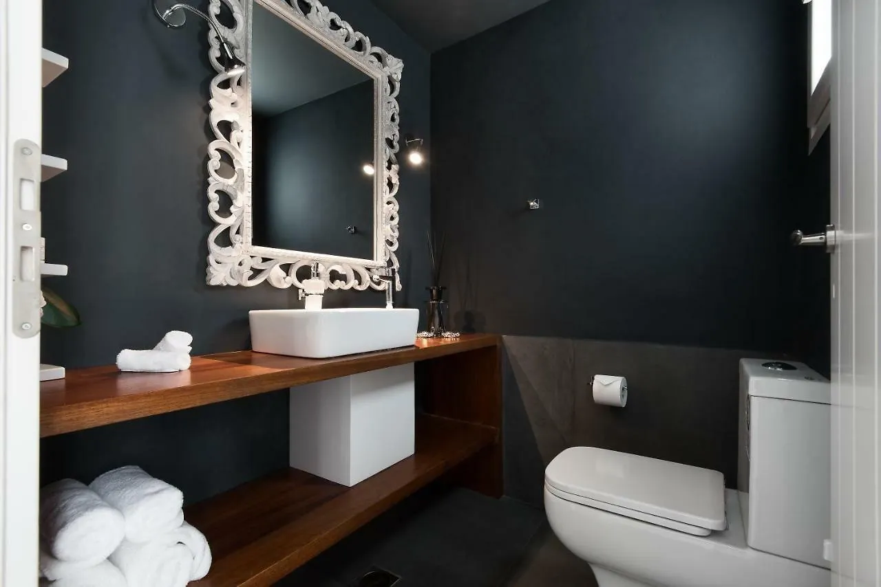 דירה Mykonos Town Riva Suites - Adults Only יוון